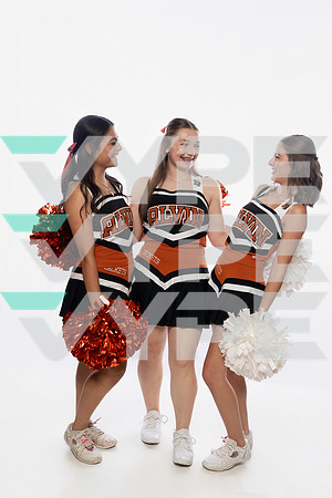 SNY01739_ALVIN_CHEER-(COLLIER)