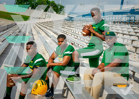 SHARPSTOWN_FB_TEAM_459-(JP)