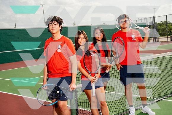 TAYLOR_TENNIS_03161-(COLLIER)