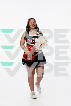 SNY01700_ALVIN_CHEER-(COLLIER)