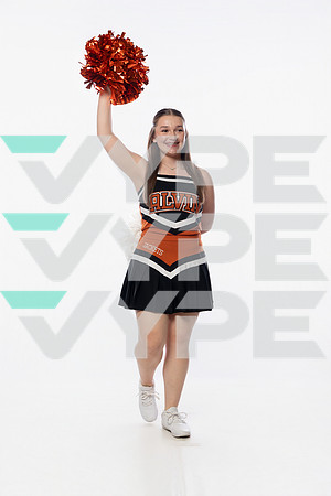 SNY01658_ALVIN_CHEER-(COLLIER)